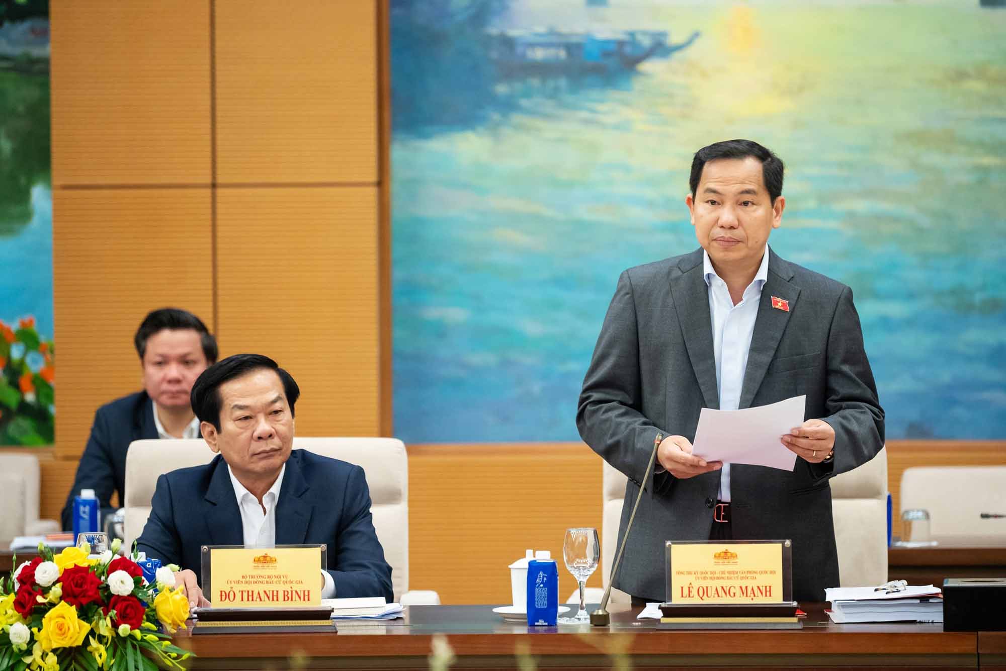 Tổng Thư ký Quốc hội, Chủ nhiệm Văn phòng Quốc hội, Chánh Văn phòng Hội đồng Bầu cử quốc gia Lê Quang Mạnh phát biểu. Ảnh: Phạm Thắng.