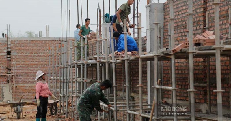 Điện Biên: Công trường trường nội trú liên cấp sau Tết