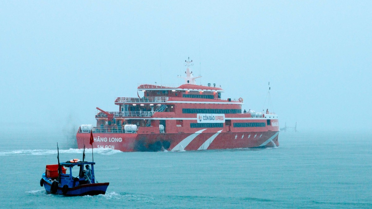 Tàu cao tốc Vũng Tàu - Côn Đảo vận hành lại, giảm giá vé