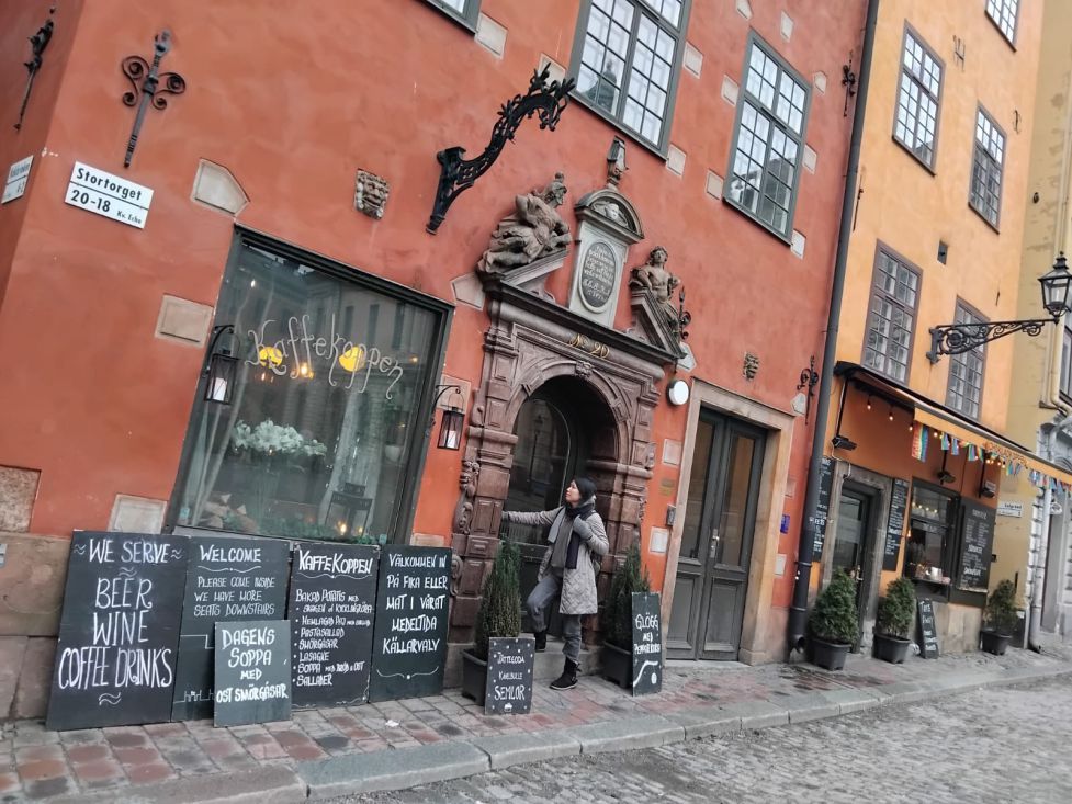 Một quán cà phê ở trung tâm Gamla Stan. Ảnh: Bảo Trâm