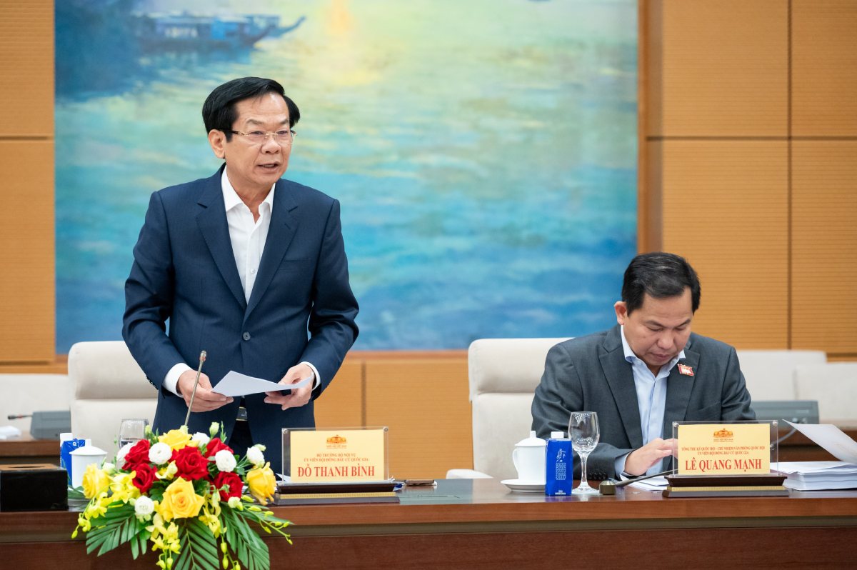 Minister Do Thanh Binh clearly stated that the official list of candidates for the 16th National Assembly and People's Council deputies at all levels for the 2026 - 2031 term will be posted no later than 27. 2. Photo: Pham Thang