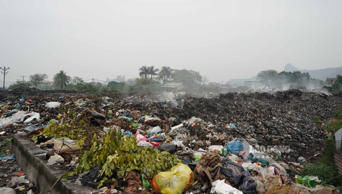 Dự án Nhà máy xử lý chất thải Kinh Môn được kì vọng giải quyết vấn đề quá tải tại các bãi chôn lấp rác trên địa bàn. Ảnh: Hà Vi