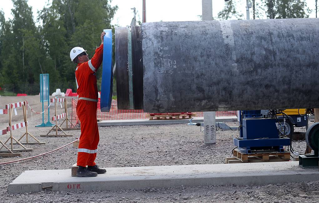 Workers building the Nord Stream 2 gas pipeline. Photo: TASS