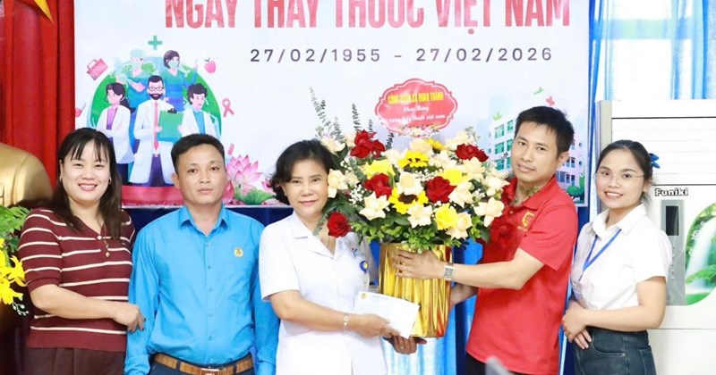 Xã Quan Thanh tri ân đội ngũ y bác sĩ nhân ngày 27/2