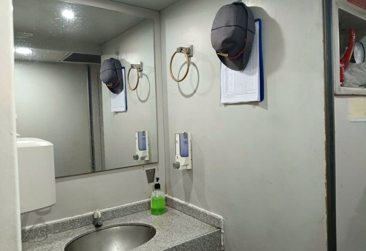 Cơ sở vật chất trên những chuyến tàu Bắc - Nam hiện nay đã được đầu tư khang trang, hiện đại. Ảnh: Quách Du