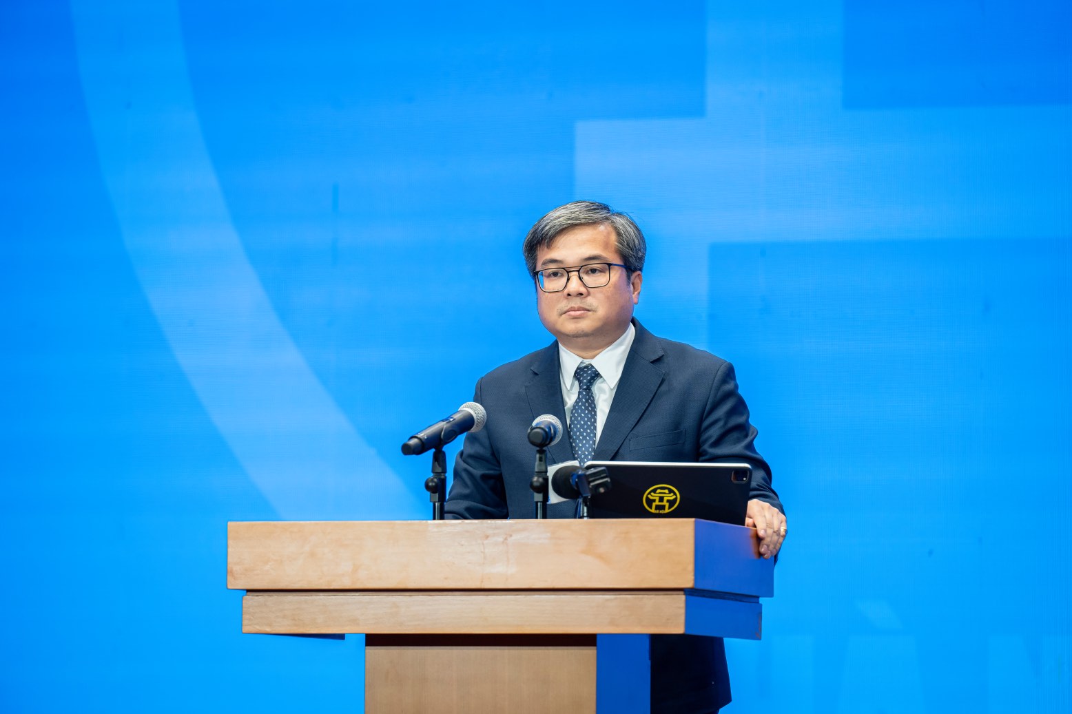 Mr. Truong Viet Dung - Vice Chairman of Hanoi People's Committee spoke at the ceremony. Photo: Hanoi People's Committee