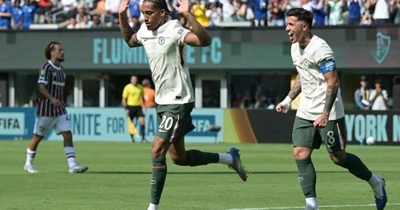 Chelsea cần một tiền đạo như Joao Pedro