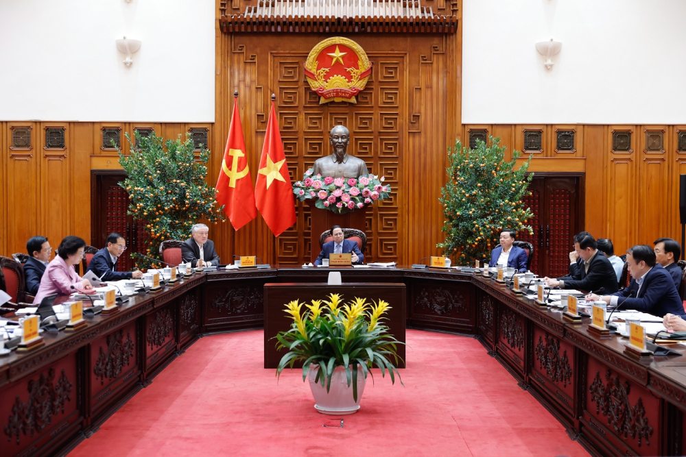 Thủ tướng Chính phủ Phạm Minh Chính chủ trì cuộc họp của Thường trực Chính phủ về một số nội dung quan trọng. Ảnh: Nhật Bắc 