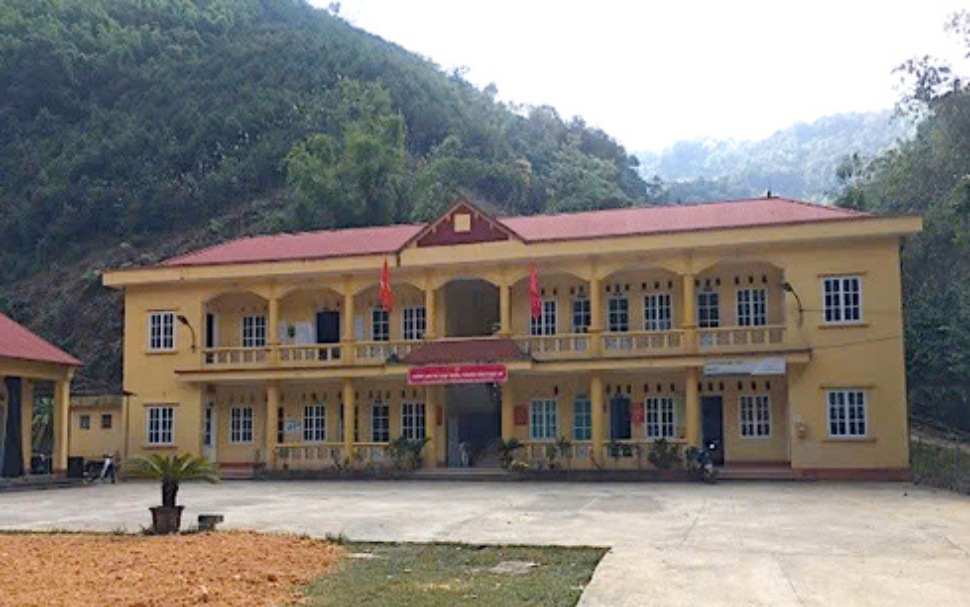 Strengthen inspection and handling of violations in arranging, arranging, handling, and exploiting public assets. In the photo is the headquarters of Khanh Long Commune People's Committee (old), Lang Son after the merger, arranged for temporary use by Doan Ket Commune Police. Photo: DVCC
