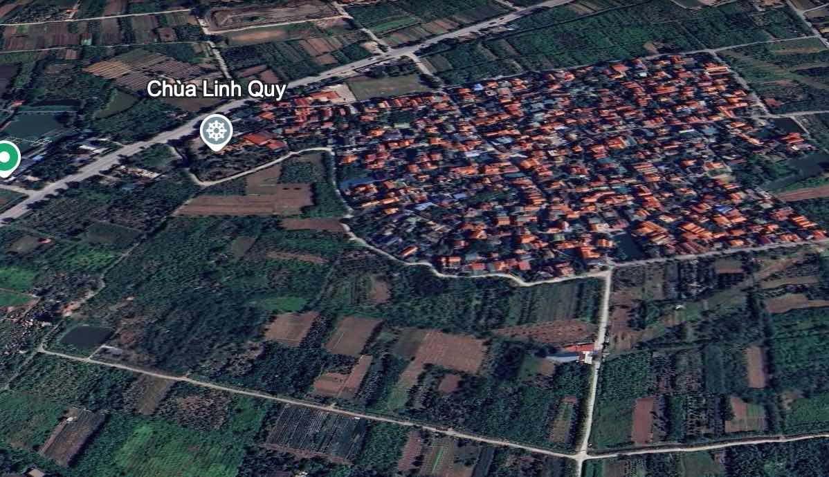 Hanoi builds a new road from the right Duong dike across road 181. Photo: Google Earth