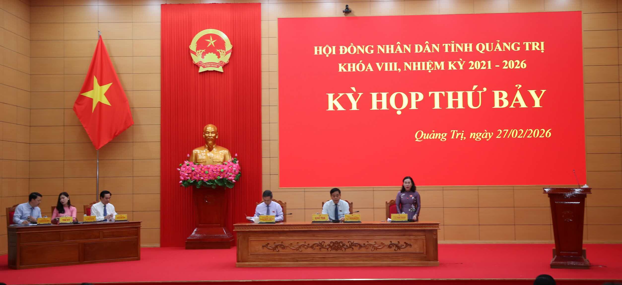 The 7th session of the Quang Tri Provincial People's Council takes place on the morning of February 27. Photo: Cong Sang