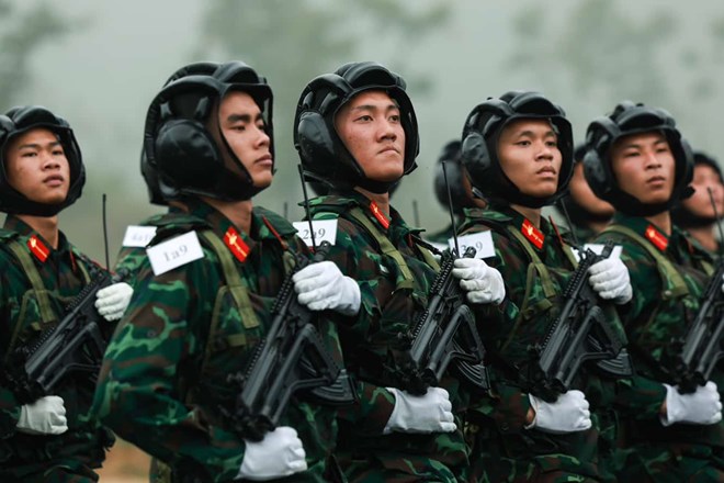 Bộ Quốc phòng ban hành Văn bản hợp nhất số 24/VBHN-BQP Thông tư quy định điều chỉnh trợ cấp hằng tháng đối với quân nhân, người làm công tác cơ yếu đã phục viên, xuất ngũ, thôi việc. Ảnh: Hải Nguyễn