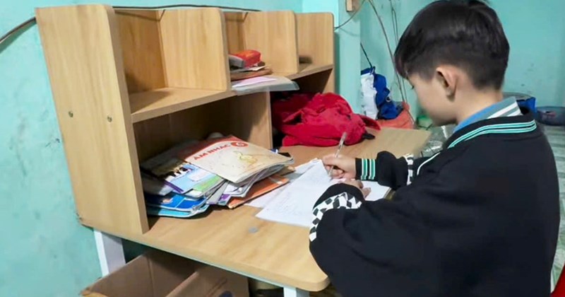 16 năm mồ côi, cha nuôi bệnh: Nỗi khổ của nữ sinh Bến Tre