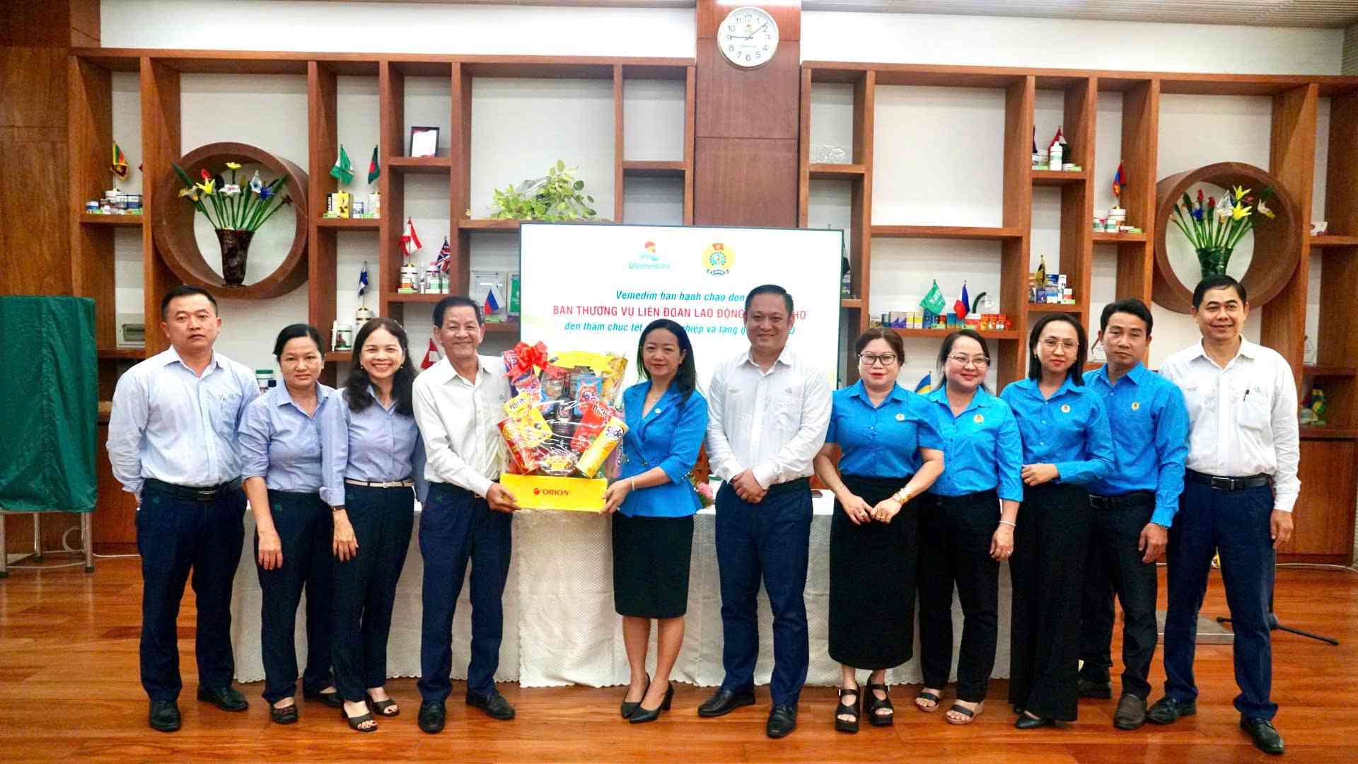 Công đoàn Cần Thơ đến thăm Công ty. Ảnh: LĐLĐ TP Cần Thơ