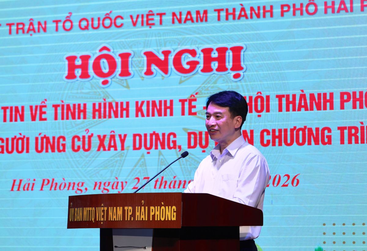 Representatives of the leaders of the Vietnam Fatherland Front Committee of Hai Phong City speak at the conference. Photo: Hai Phong e-Portal