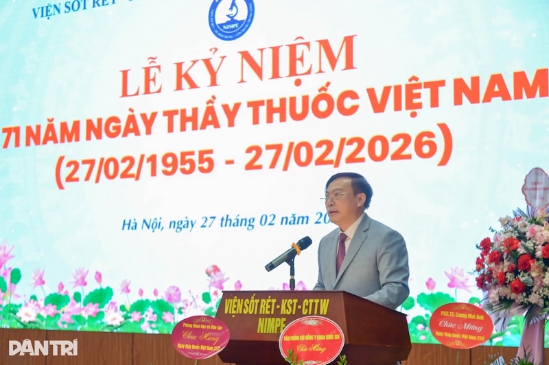 Assoc. Prof. Dr. Hoang Dinh Canh - Director of the National Institute of Malariology - Parasitology - Entomology - shares about the malaria situation in Vietnam. Photo: BVCC