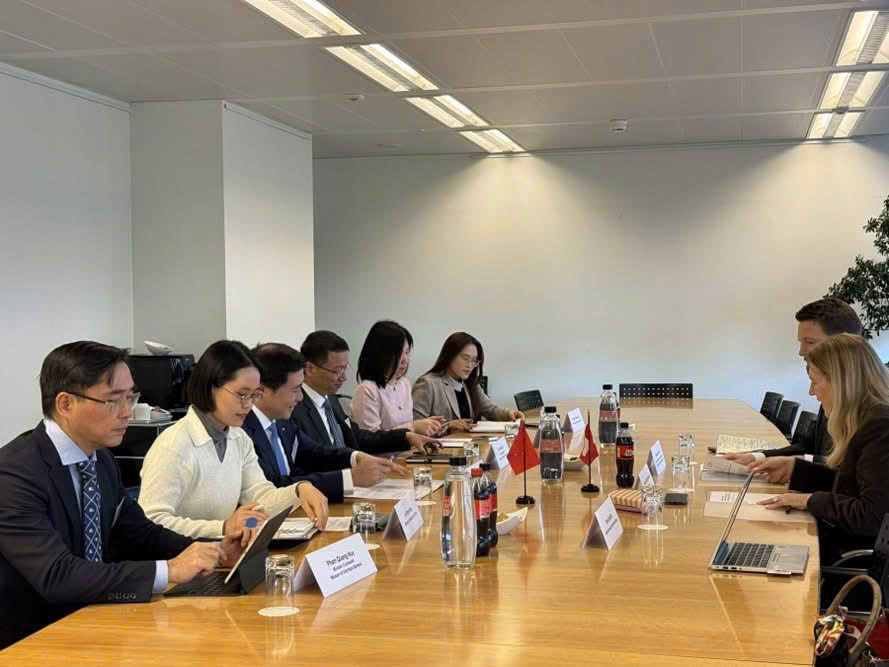 Vietnam - Switzerland bilateral meeting. Photo: Ministry of Industry and Trade