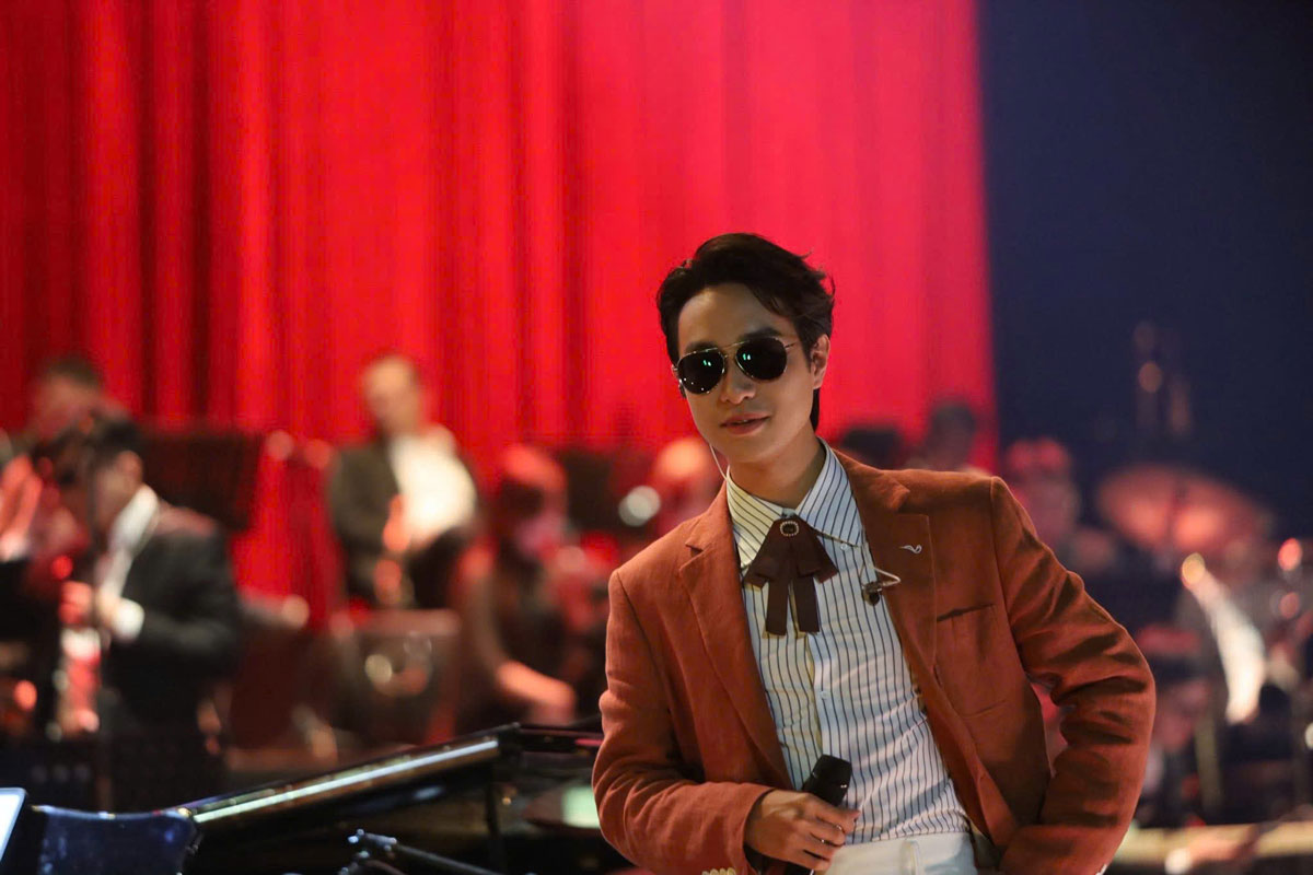 Anh chàng từng gây “cháy sóng” Vietnam Idol mùa 8 bằng bản hit “Thích em hơi nhiều” khiến giám khảo Mỹ Tâm phải thốt lên: “Thích em rất nhiều!“. Ảnh: NVCC.