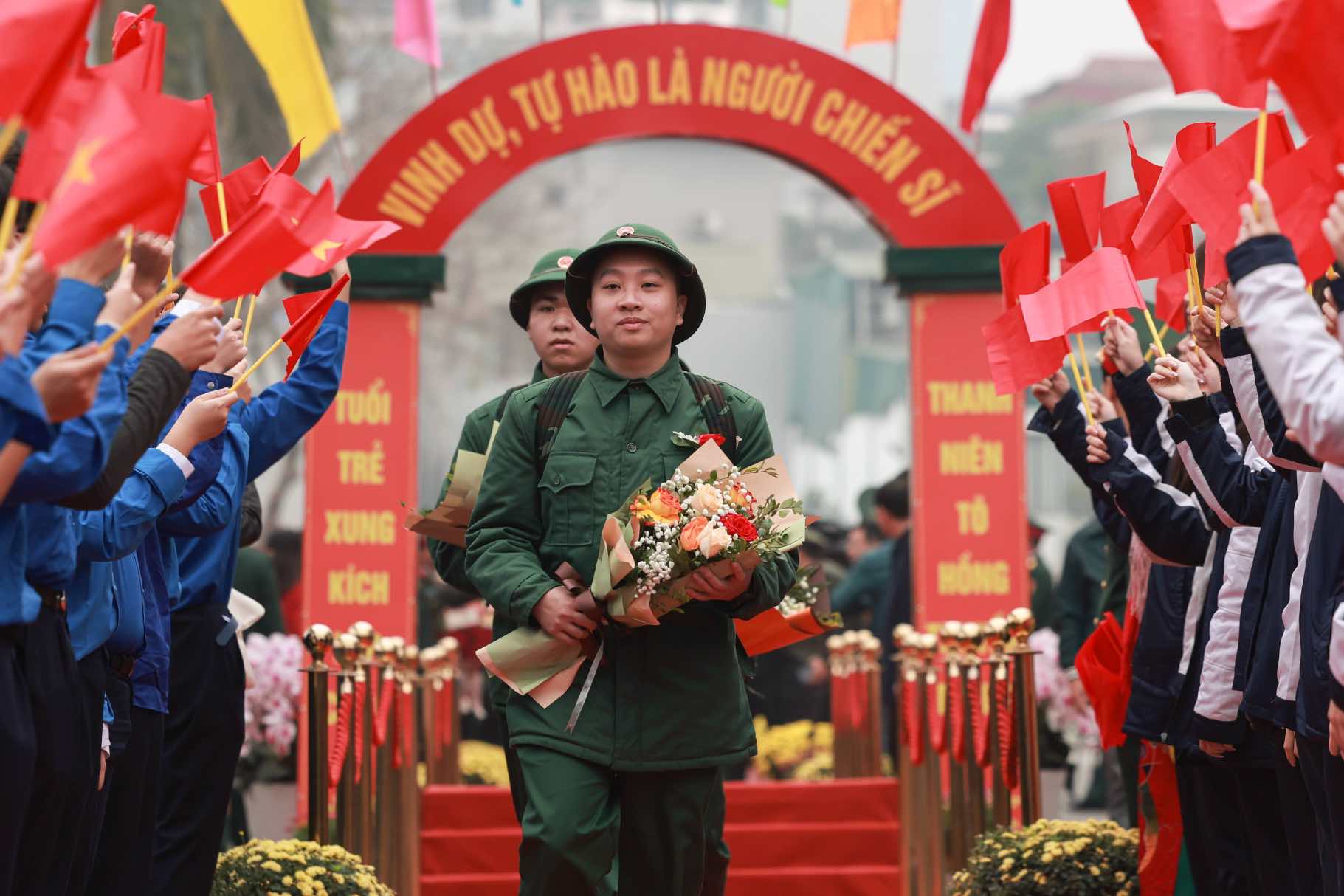 Thời gian thanh niên cả nước lên đường thực hiện nghĩa vụ quân sự. Ảnh: Hải Nguyễn