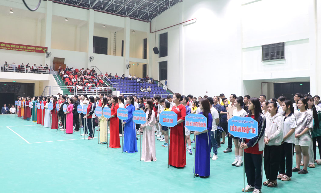 28 đoàn vận động viên Lào Cai tranh tài tại Hội thi thể thao mừng Đảng, mừng Xuân. Ảnh: Mạnh Hùng