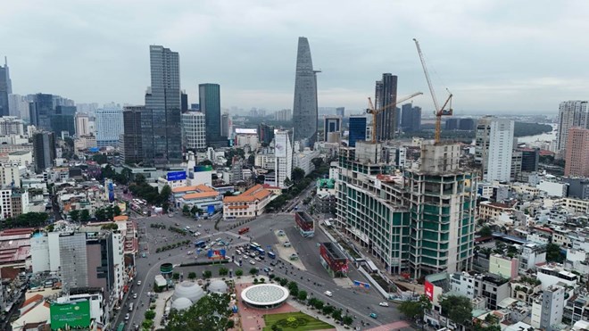 Metro Bến Thành - Thủ Thiêm sẽ bắt đầu từ ga Bến Thành. Ảnh: Thái Bảo