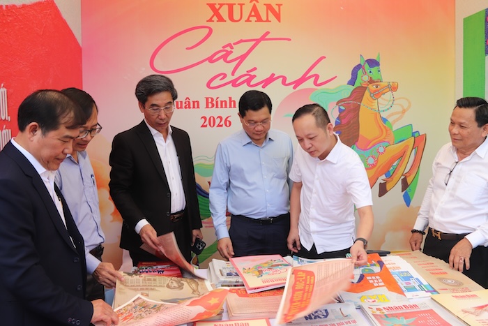 Da Nang opens the Binh Ngo Spring Press Festival associated with the Reading Culture Day. Photo: Nguyen Linh