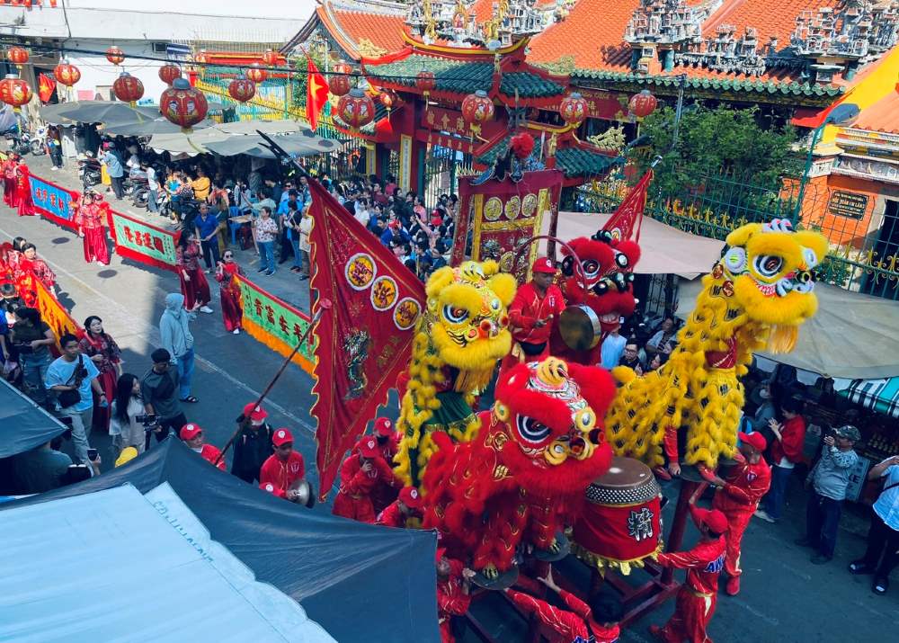 Ho Chi Minh City Traffic Police Department announces traffic adjustments in Cho Lon ward area to serve the 2026 Nguyen Tieu Festival. Photo: Anh Tu