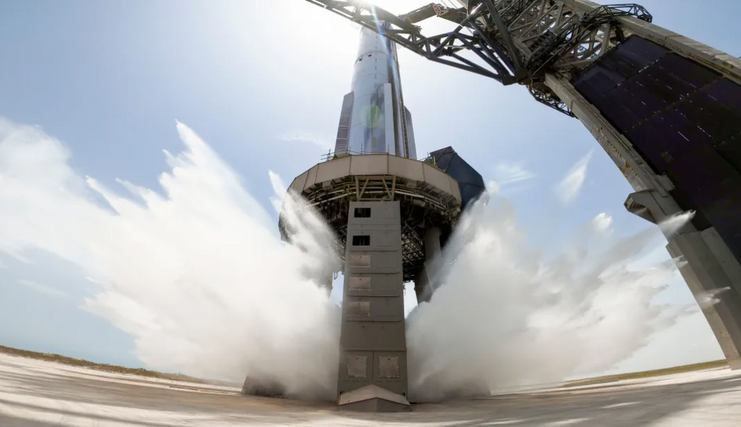 Elon Musk has just created the world's largest private enterprise with a value of about 1,250 billion USD. Photo: SpaceX.