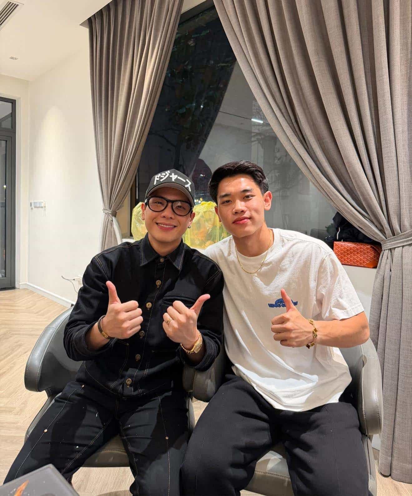 Đình Bắc hội ngộ Quân A.P. Ảnh NVCC 