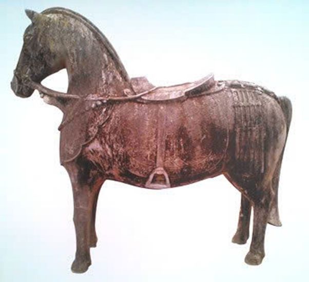 Stone horses in Nguyen Dynasty tombs. Photo: TUONG MINH