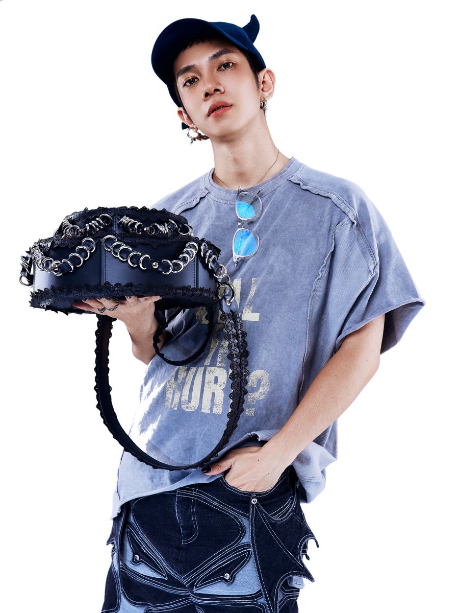 Fashion designer Dac Thang. Photo: Character provided.