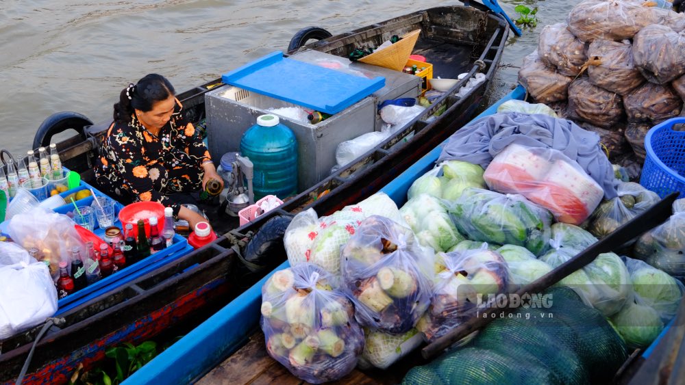 Hồi sinh di sản Chợ nổi Cái Răng để giữ chân thương hồ