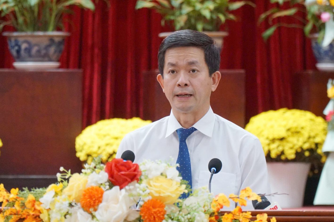 Bí thư Thành ủy Cần Thơ Lê Quang Tùng phát biểu tại buổi họp mặt. Ảnh: Tạ Quang