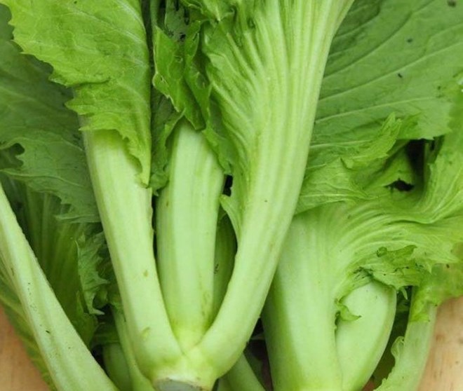 Green mustard greens have the effect of eliminating uric acid if processed properly. Photo: Kieu Vu.