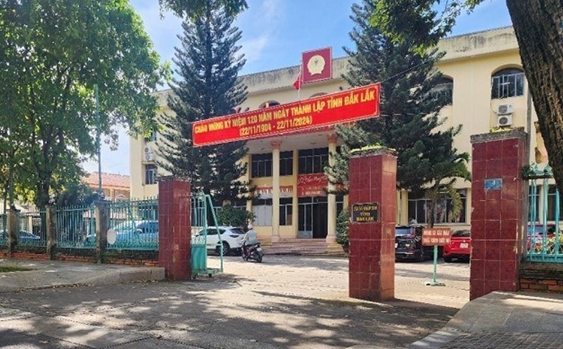 Bà H làm đơn tố cáo chồng tái hôn với người khác. Tòa án Nhân dân tỉnh Đắk Lắk đã có thông báo xét xử vụ việc ly hôn giữa bà H và ông L vào ngày 9.2. Ảnh: Long Du