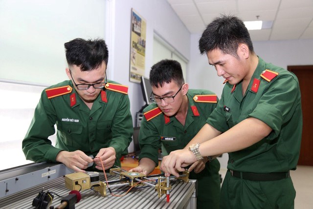 According to the Military Enrollment Board (Ministry of National Defense), in 2026, the unit will for the first time organize a competency assessment exam to enroll in 23 military schools. Photo: VGP