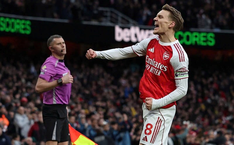 Arsenal đứng trước cơ hội giành danh hiệu đầu tiên sau 6 năm. Ảnh: AFP