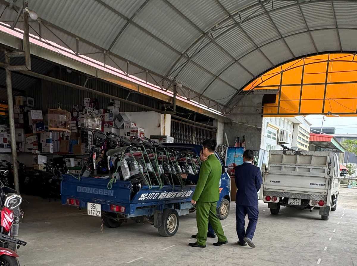 Quản lý thị trường Ninh Bình tịch thu gần 20 xe đạp điện không rõ xuất xứ