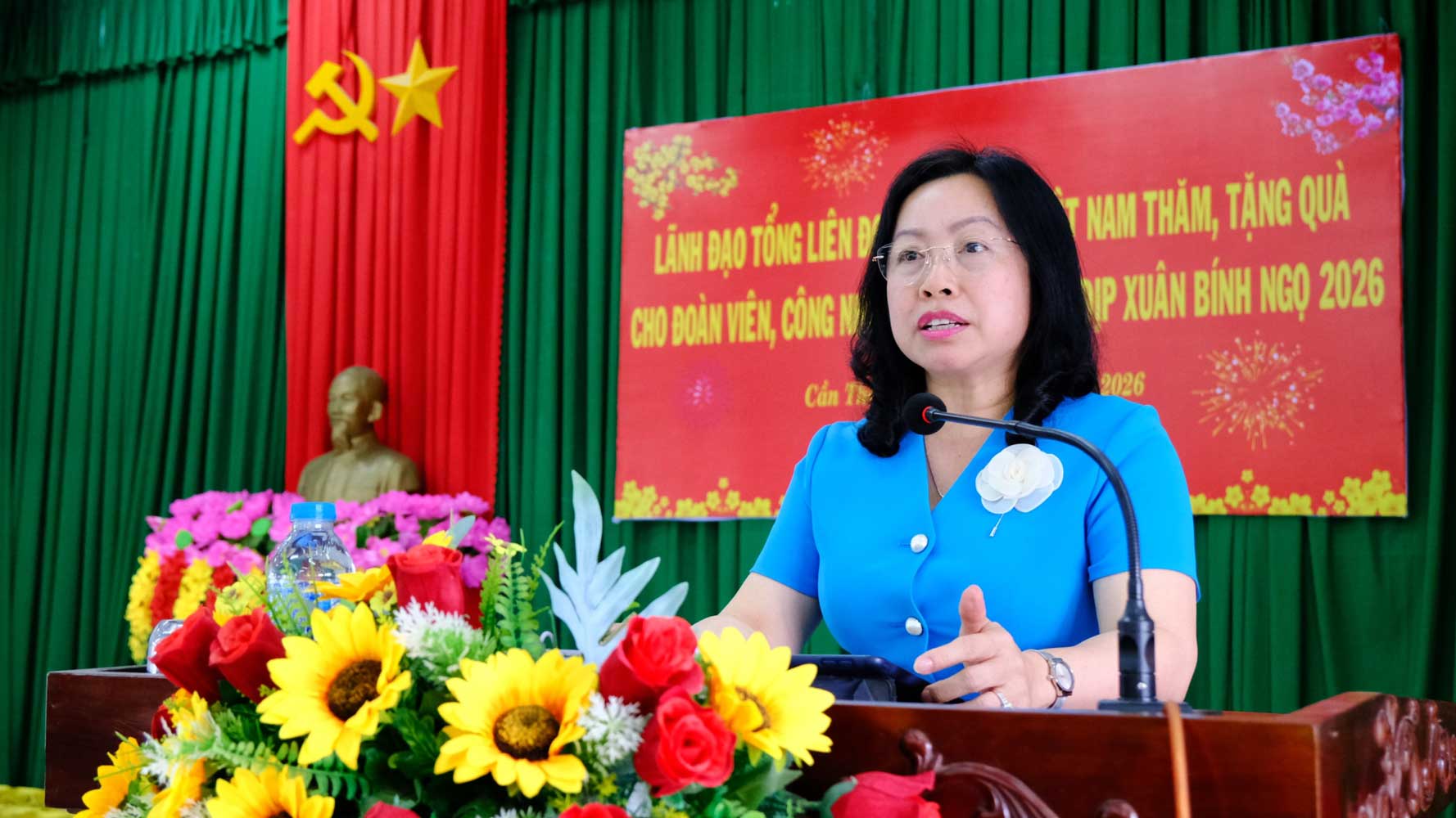 Bà Thái Thu Xương – Phó Chủ tịch Thường trực Tổng LĐLĐ Việt Nam - phát biểu. Ảnh: Mỹ Ly