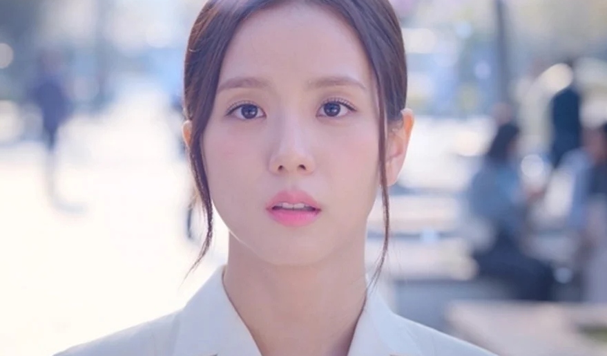 Jisoo from Blackpink. Photo: Lotte.