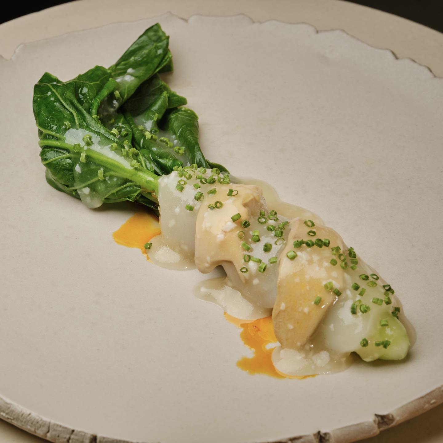 Một số món ăn và không gian tại nhà hàng Ciel Dining. Ảnh: Nhân vật cung cấp