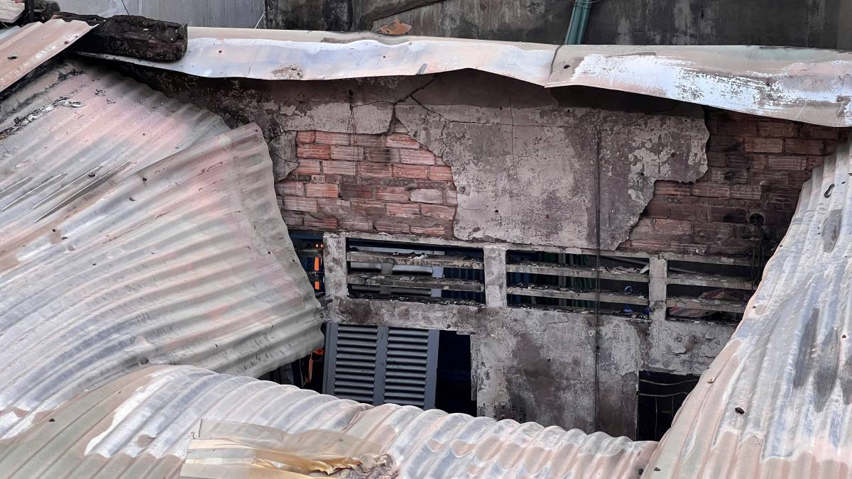 Urgently investigate the cause of the fire that killed 3 people in Ho Chi Minh City. In the photo, the scene of the house after the fire. Photo: Minh Tam