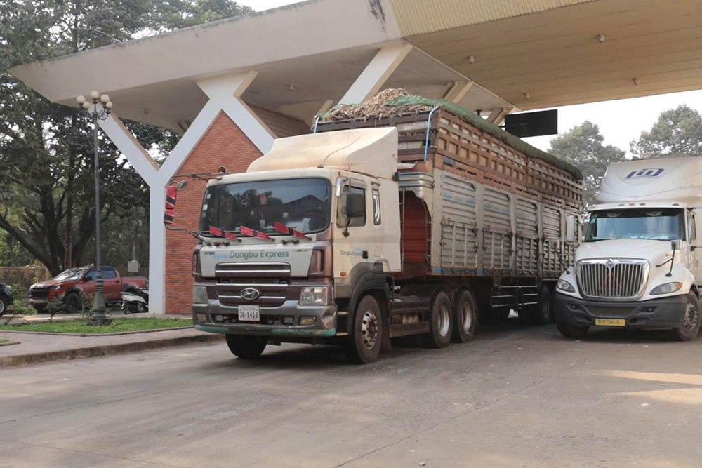 Goods clearance activities through border gates in Tay Ninh province have returned to normal, ensuring smooth goods circulation. Photo: Minh Duong