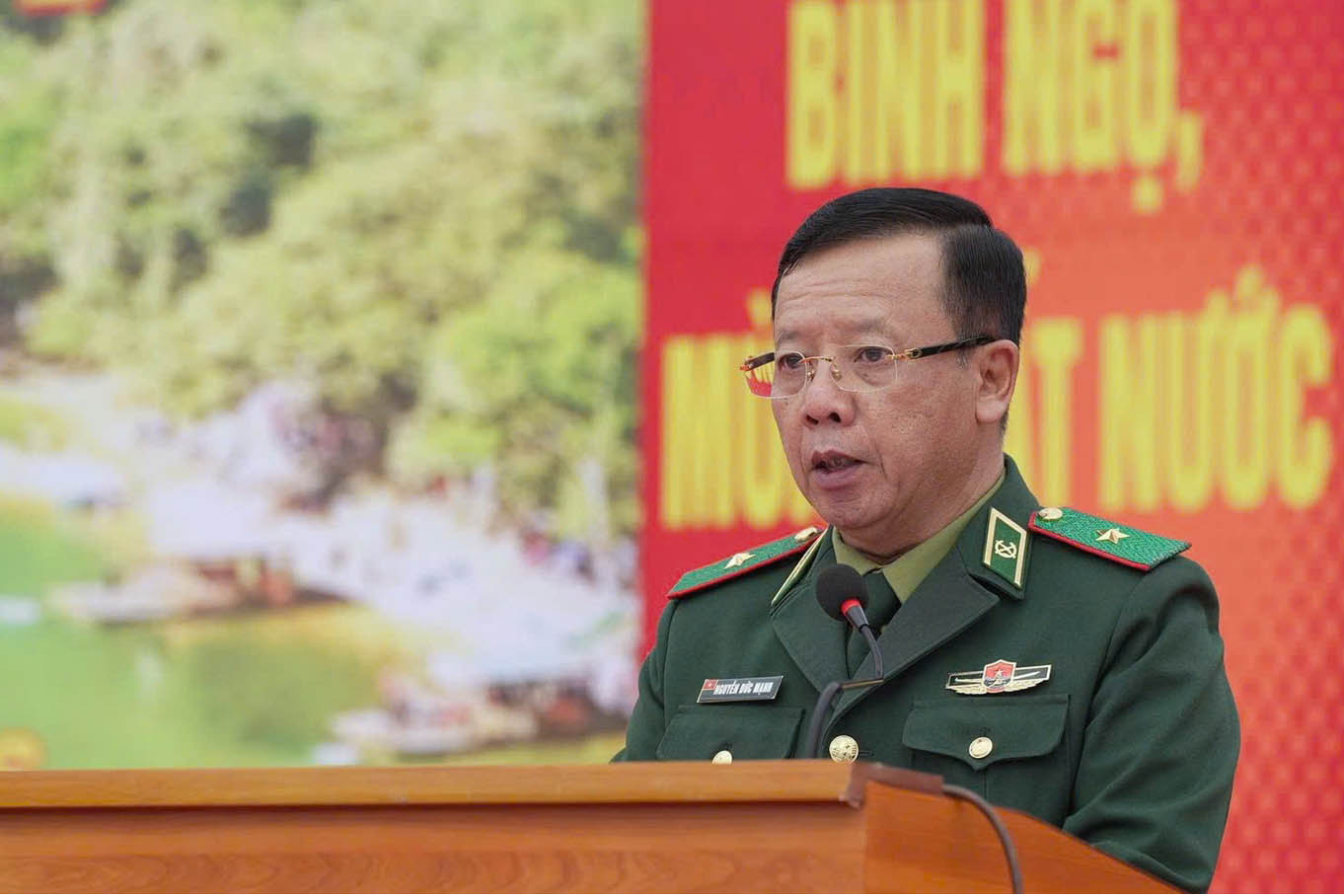 Thiếu tướng Nguyễn Văn Mạnh, Phó Tư lệnh Bộ đội Biên phòng phát biểu tại chương trình.