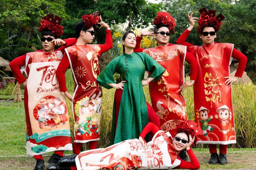 Singer Nhat Kim Anh returns to the Tet music race. Photo: Artist provided