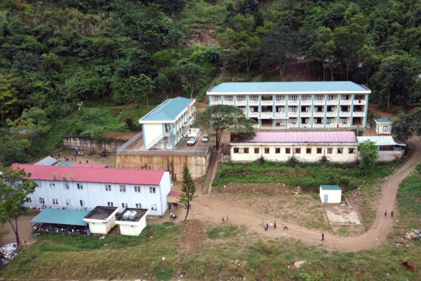 Many schools in Muong Lat district (old), Thanh Hoa province are in a situation where teachers have not been paid for overtime teaching. Photo: Quach Du