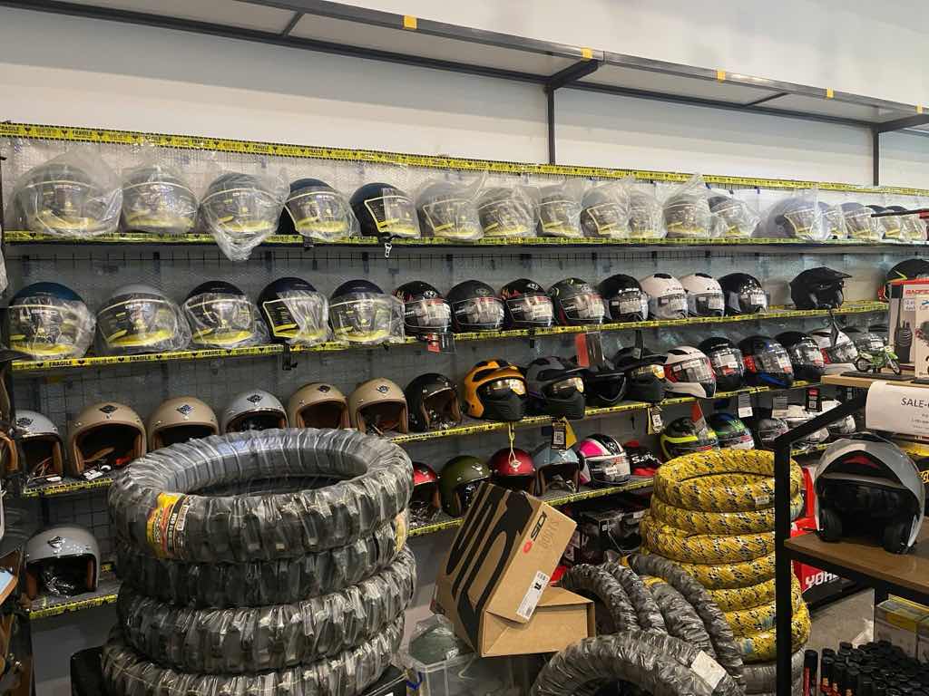 Doanh nghiệp Tigit Motorbikes bị xác định có dấu hiệu che giấu doanh thu, trốn thuế. Ảnh: Công an cung cấp