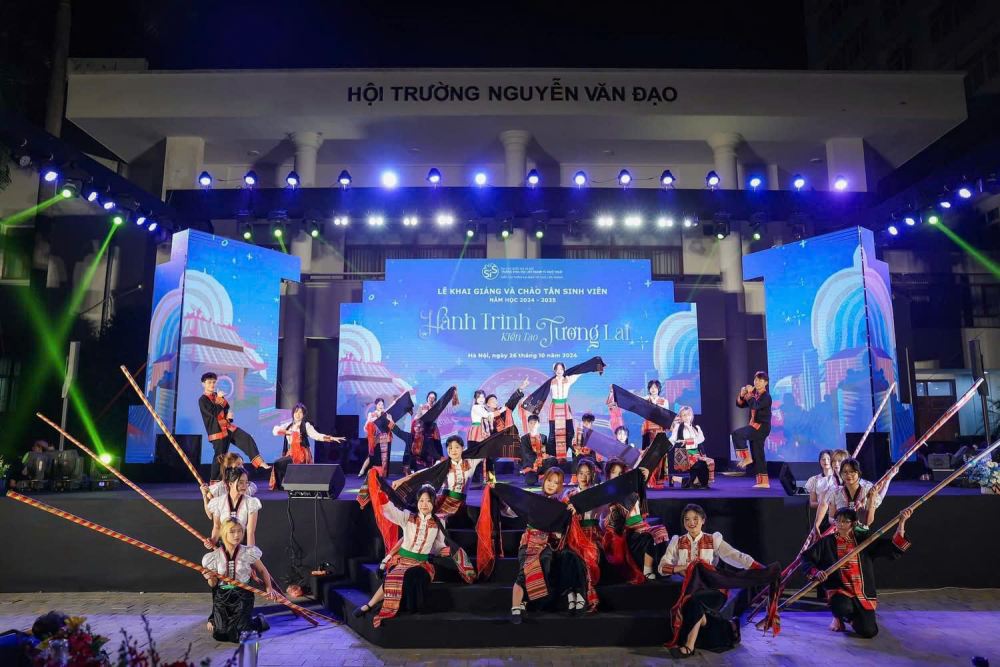 Một số hoạt động văn hóa, văn nghệ tại trường. Ảnh: Nhân vật cung cấp