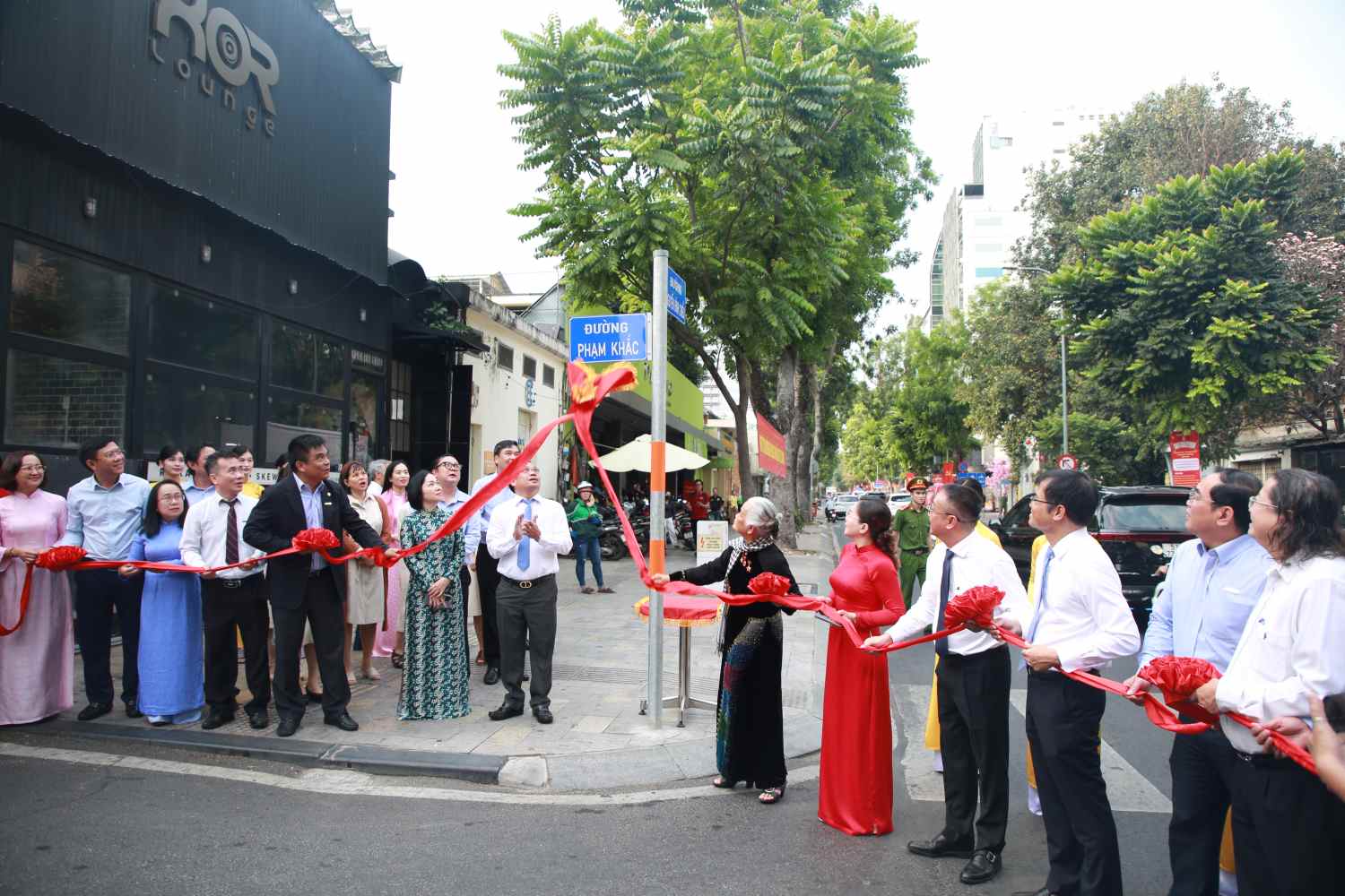 Pham Khac Street in the center of Ho Chi Minh City officially announced. Photo: HTV