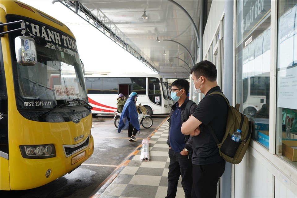 Hai Phong dirige el aumento de vehículos de transporte durante el Tet. Foto: Hoang Khoi